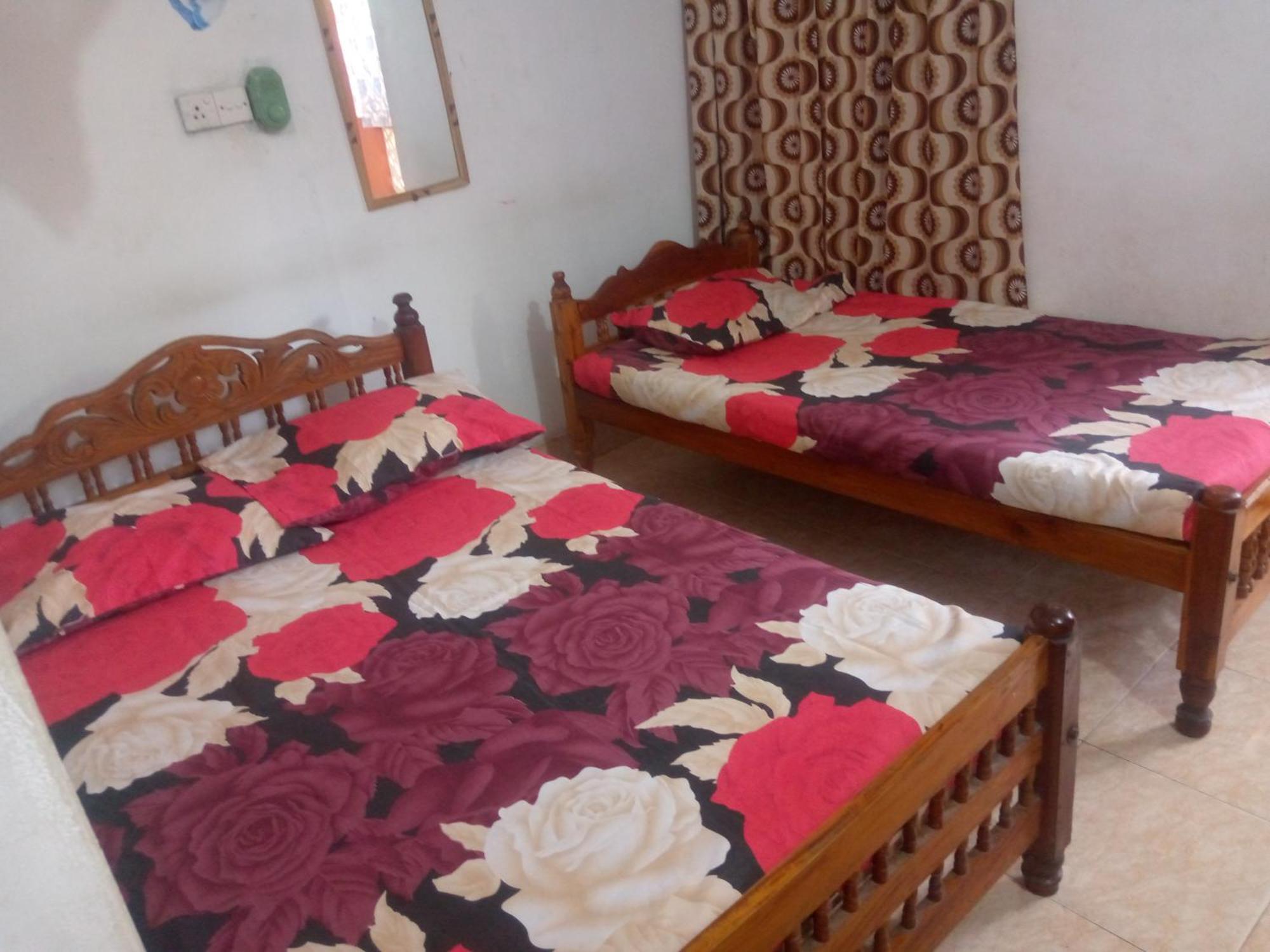 Kunam Beach Rest Inn Batticaloa Exterior photo